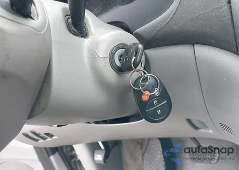 2006 Toyota Sienna Ce/Le z USA, uszkodzony, nr VIN 5TDZA23C96S508303